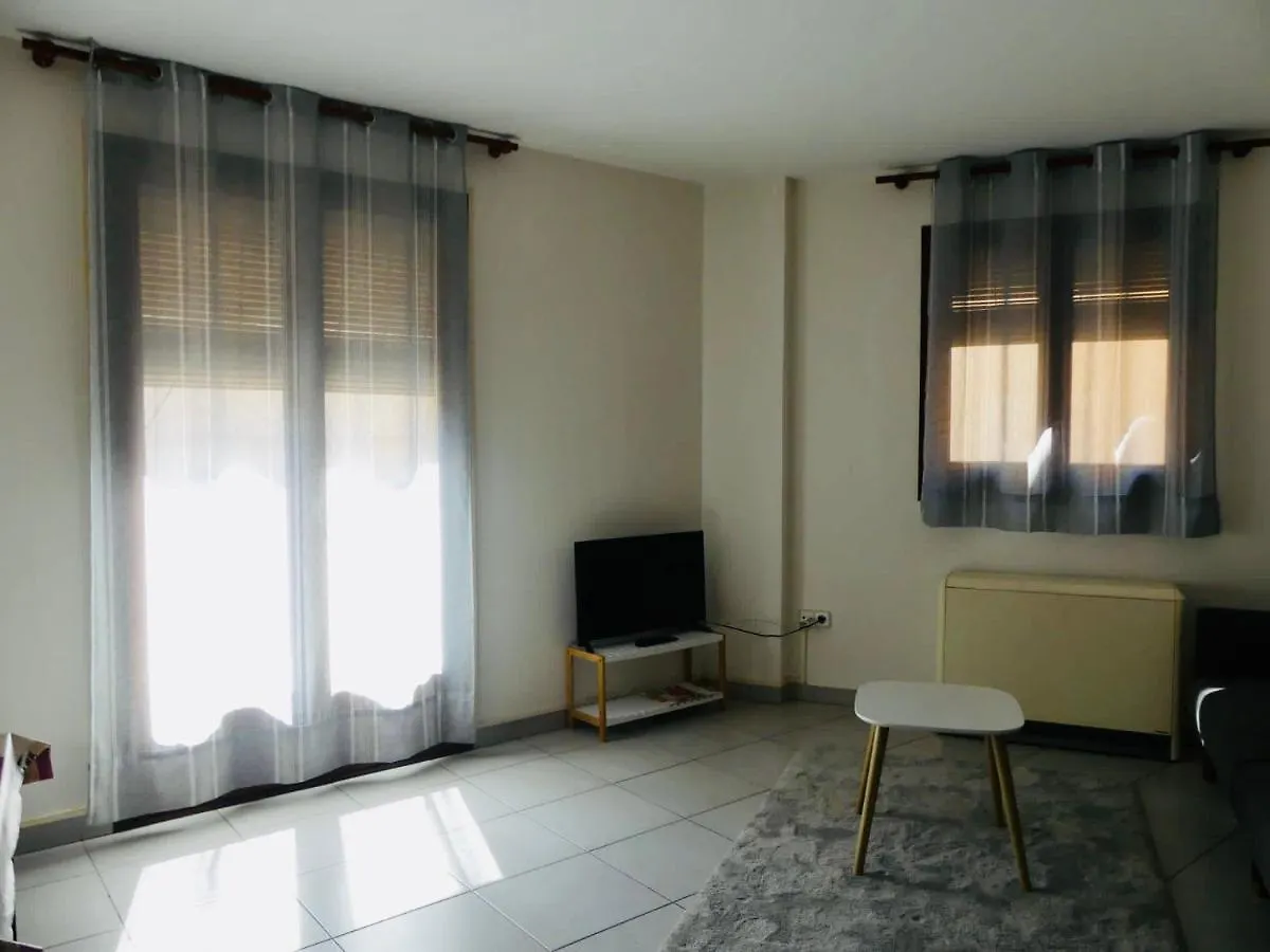 Confortable Pis En Ple Centre De Vic Aptgarbi Apartment